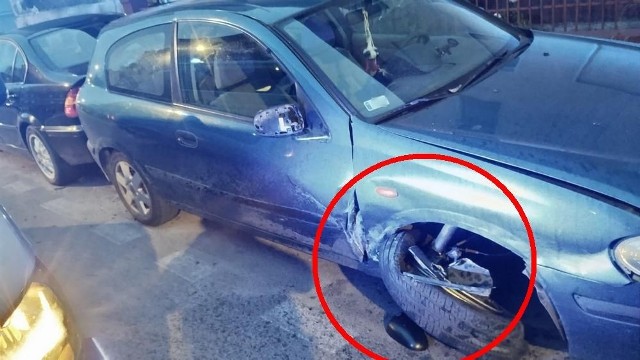 Kierowca BMW stracił panowanie nad pojazdem i rozbił zaparkowanego w pobliżu hyundaia i nissana, po czym odjechał na pobliski parking.