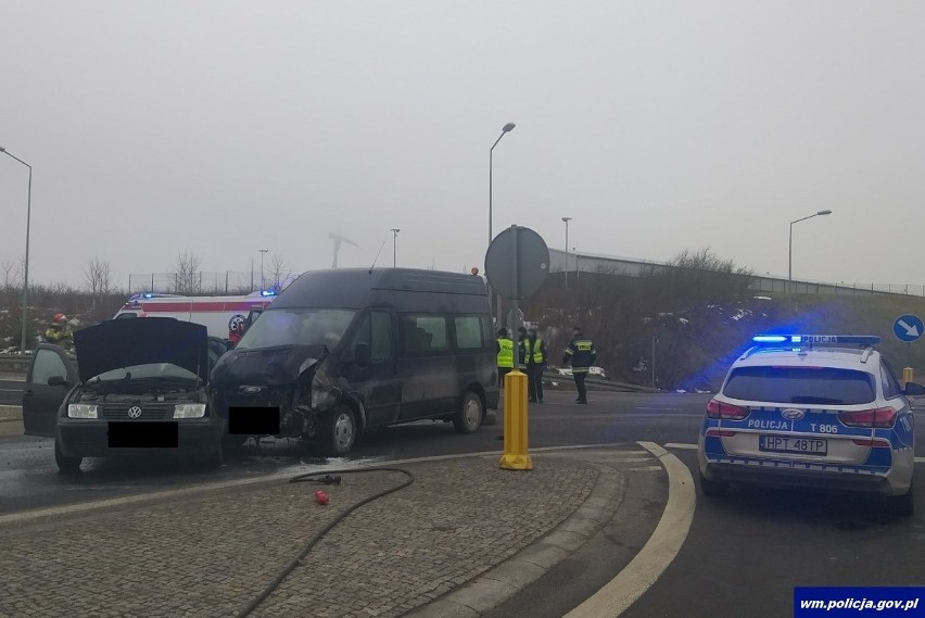 Rozbite samochody na obwodnicy Olecka