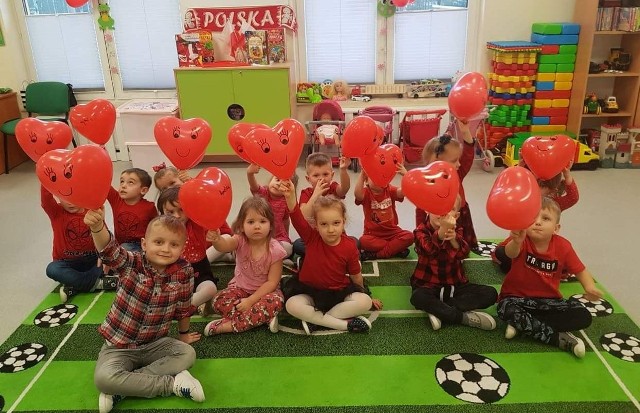 Publiczne Przedszkole w Jedlni-Letnisko zaprasza do zapisów na nowy rok szkolny.