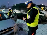 Taksówki na aplikacje w Białymstoku zostały skontrolowane przez podlaskie służby. 100 wykroczeń i mnóstwo mandatów. Zobaczcie zdjęcia!
