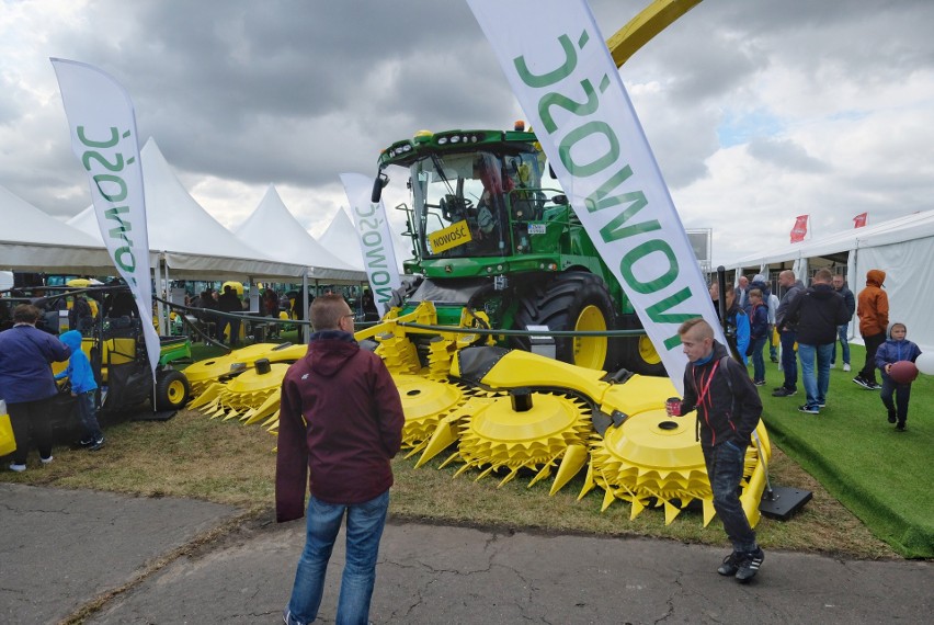 W sobotę Agro Show 2018 odwiedzały tłumy. Zobacz na...