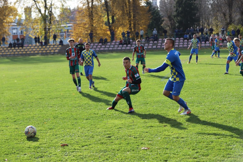 W meczu klasy okręgowej Stal Kunów przegrała u siebie z Orlętami Kielce 0:4 [ZDJĘCIA]