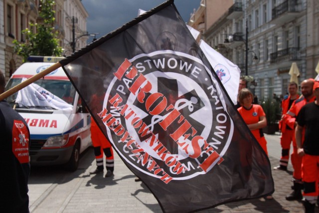 Protest ratowników medycznych w Łodzi