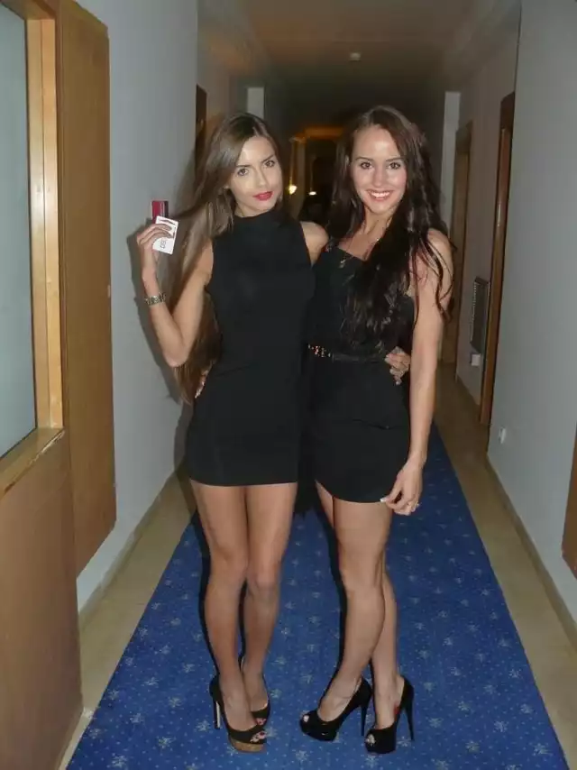 Basia (z prawej) szybko zaprzyjaźniła się ze swoją współlokatorką &#8211; Anią, II Vice Foto Models Poland 2013.