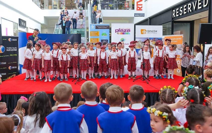 CH Plaza Rzeszów zaprasza dziś i jutro na dziecięcy przegląd artystyczny "Podkarpackie wędrówki" 