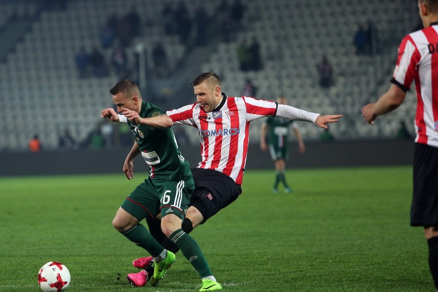 Przychodzą: Marcin Budziński (Melbourne City), Adrian Danek...