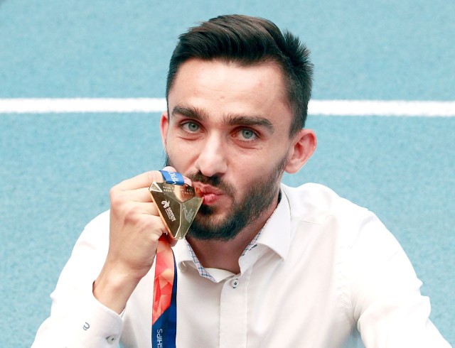 Adam Kszczot to specjalista od biegu na 800 metrów z RKS Łódź