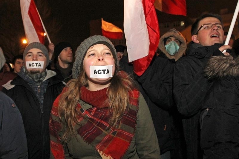 "Rzeszów przeciw ACTA" - protestuje ponad 2 tysiące osób (zdjęcia)