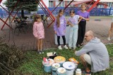 Warsztaty plastyczne na "Podwórku sąsiedzkim" w Chełmnie. Tak teraz wygląda. Zdjęcia