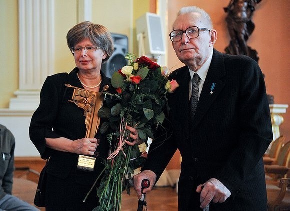 Władysław Siemaszko z córką Ewą Siemaszko - otrzymali w 2011...