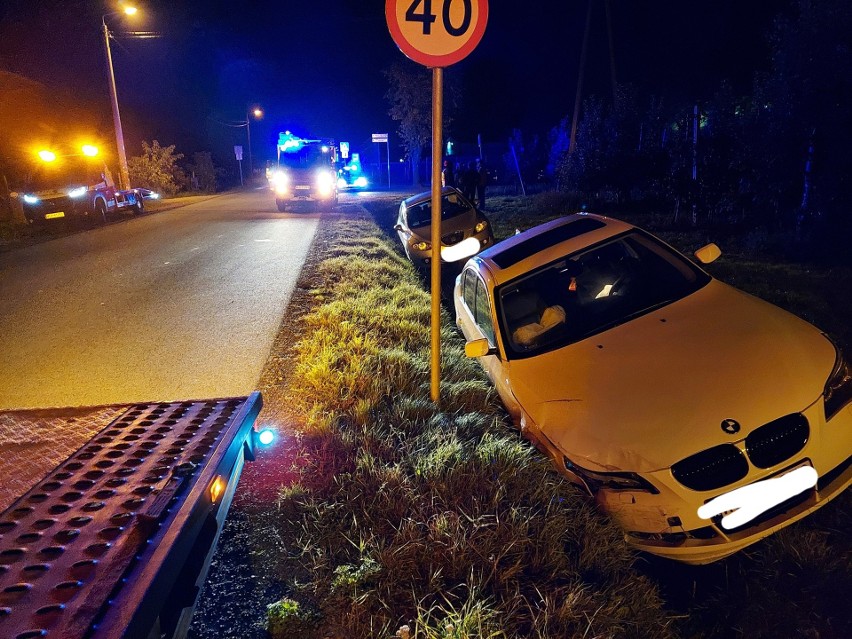 Nocny wypadek pod Grójcem. Dwa samochody zderzyły się na drodze powiatowej