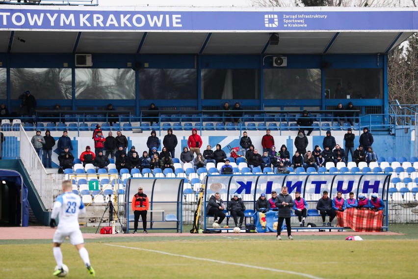 Hutnik z licencją na II ligę. Ale nie na swoim stadionie