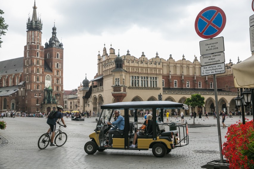 Meleksiarze ignorują nowe przepisy. Chaos w centrum Krakowa trwa