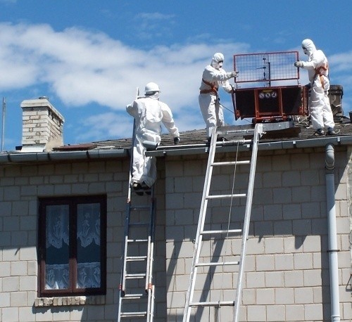 Do 8 marca w Urzędzie Miejskim można składać wnioski na darmowe usuniecie eternitu z dachów domów w Starachowicach.