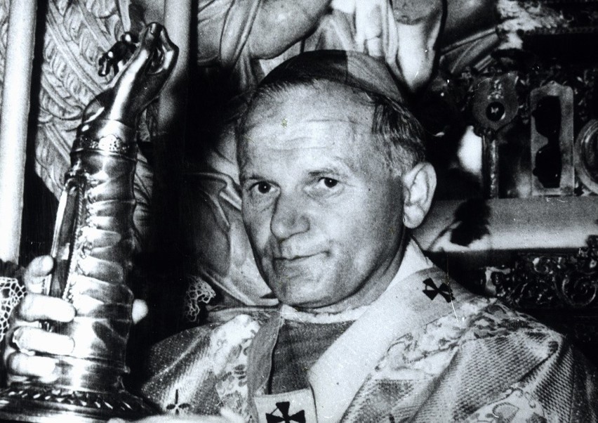 Jako metropolita Krakowski Karol Wojtyła, kilkakrotnie...