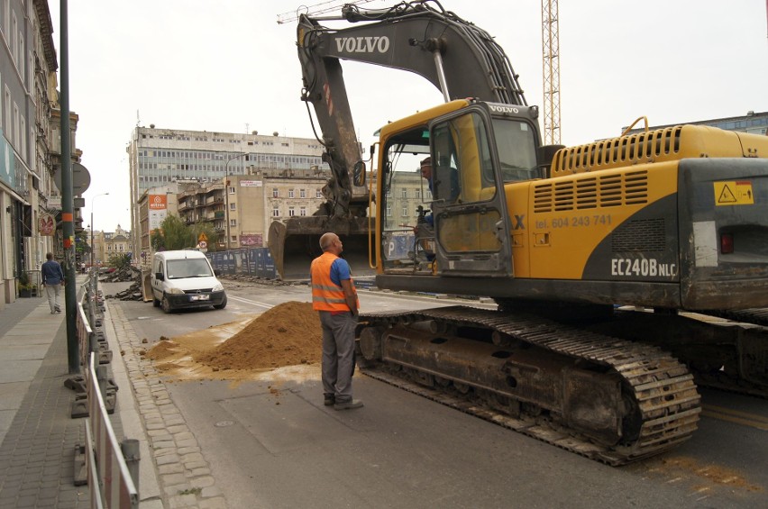 Z powodu budowy parkingu podziemnego na pl. Kopernika na...