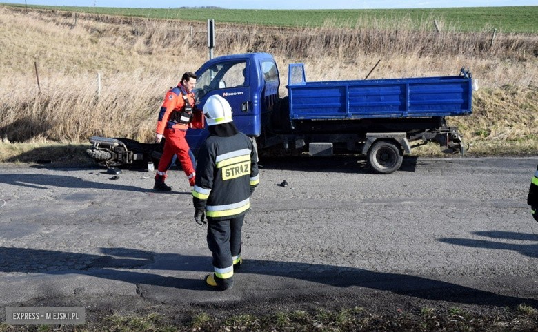 Skuterem wjechał w dostawczaka. Mężczyzna nie żyje