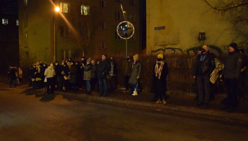 Protest przed kurią w Bielsku-Białej 16 stycznia 2022....