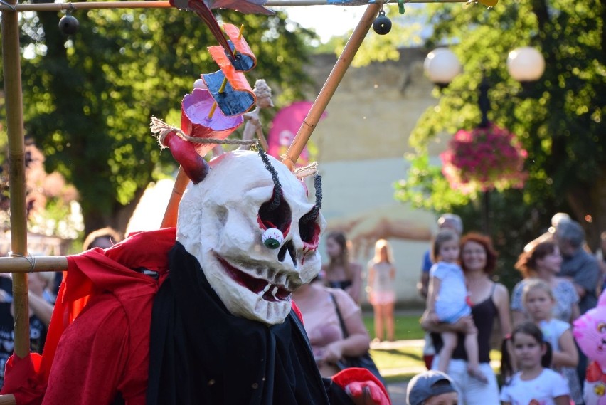 Bielsk Podlaski. Park Królowej Heleny. IX Festiwal Teatralny...