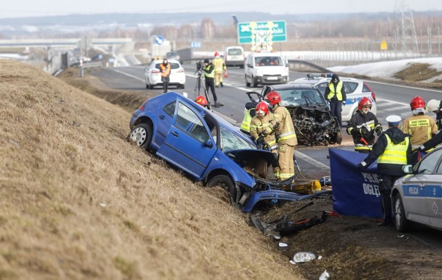 Śmiertelny wypadek na S19 w Stobiernej.