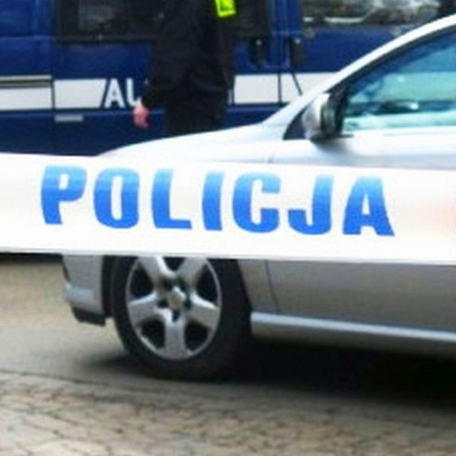 Jedna z wersji jakie będą sprawdzać policjanci zakłada, że mężczyzna znaleziony w Ostrowcu mógł paść ofiarą mrozów.