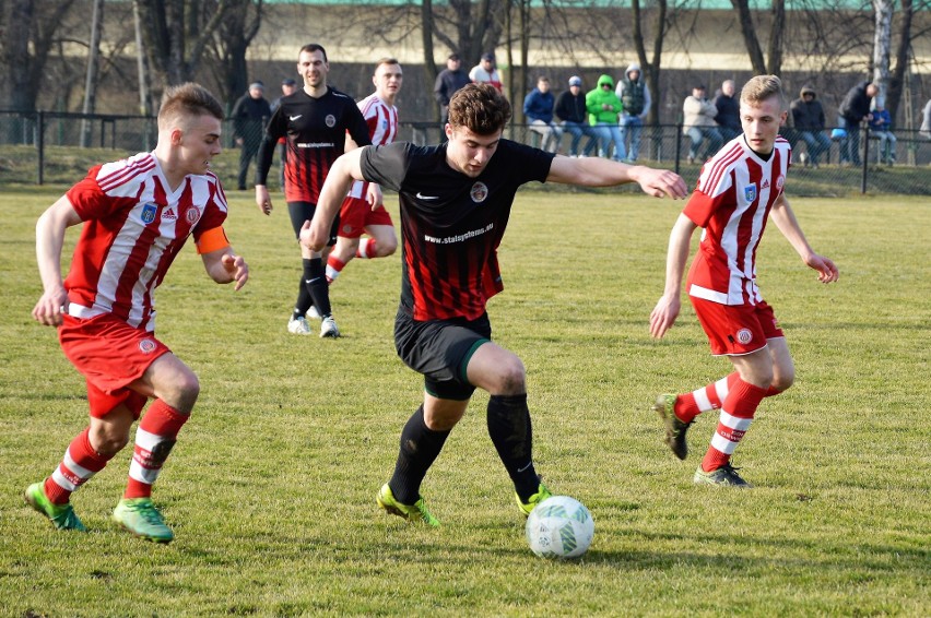 3. liga. Młodość Soły Oświęcim przegrała z doświadczeniem Wólczanki Wólka Pełkińska [ZDJĘCIA]