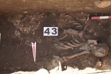 Bielsk Podlaski. Przy budowie gazociągu pracownicy znaleźli ludzkie szczątki. Archeolodzy zbadali teren (ZDJĘCIA)
