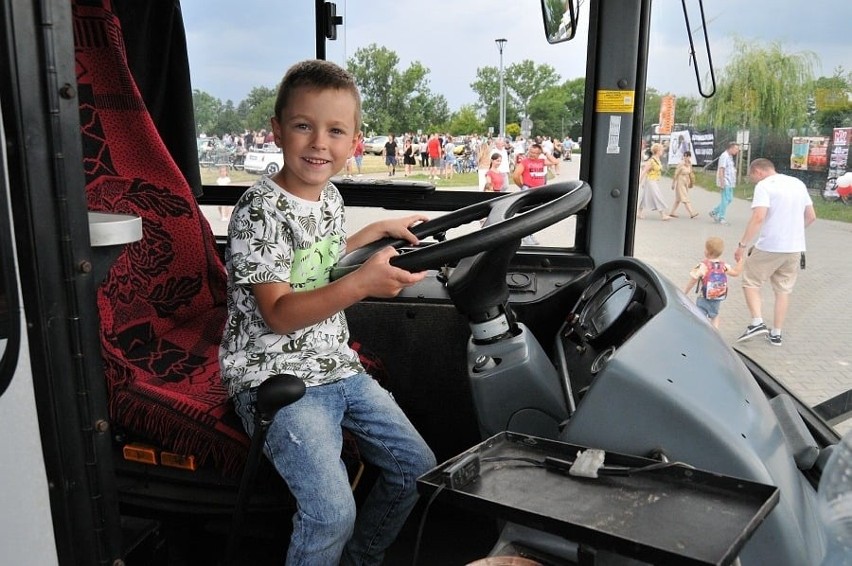 Czerwonym autobusem przez Kraśnik. Tak bawiliśmy się na 45. urodzinach MPK