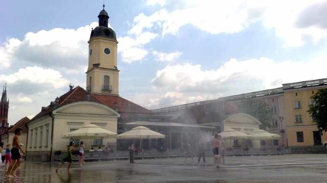 Kurtyny wodne przyciągają głównie dzieci