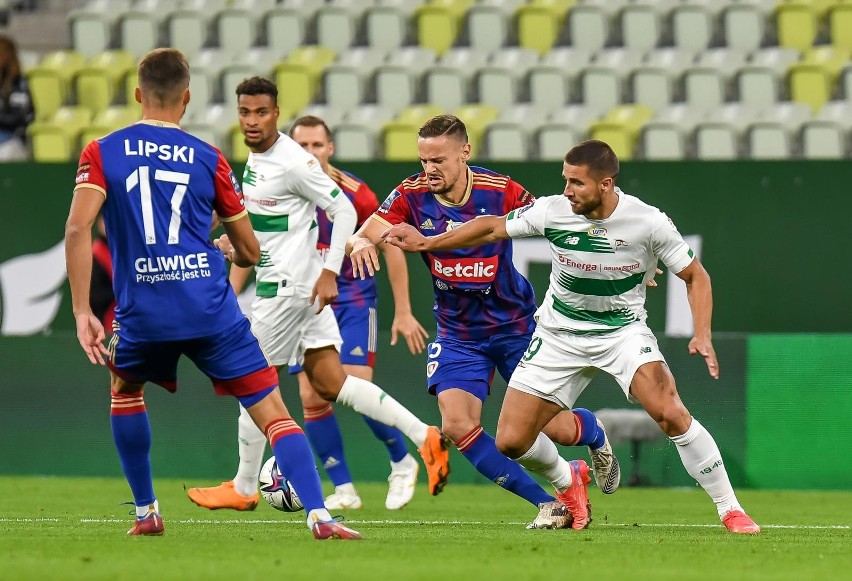 Lechia Gdańsk - Piast Gliwice 18.09.2021 r. Oceniamy biało-zielonych. Joseph Ceesay i Łukasz Zwoliński bohaterami Lechii GALERIA