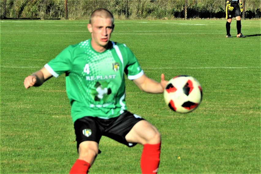 OBRONA: Dawid OCHMAN (LKS Rajsko)