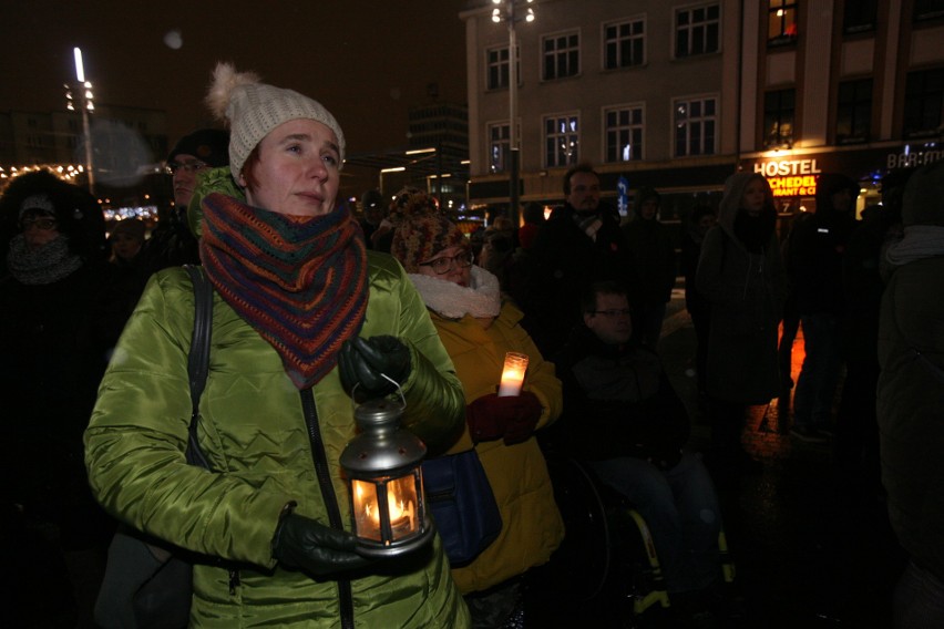 Demonstracja przeciwko nienawiści i przemocy w Katowicach...