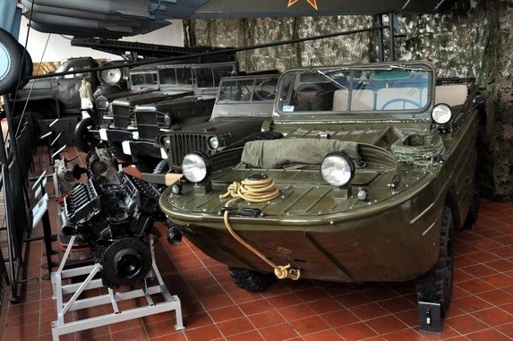 Radziecka amfibia GAZ-46 MAW
