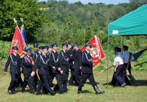 Strażackie święto w gminie Dwikozy z jubileuszem 90-lecia Ochotniczej Straży Pożarnej w Nowych Kicharach (ZDJĘCIA)