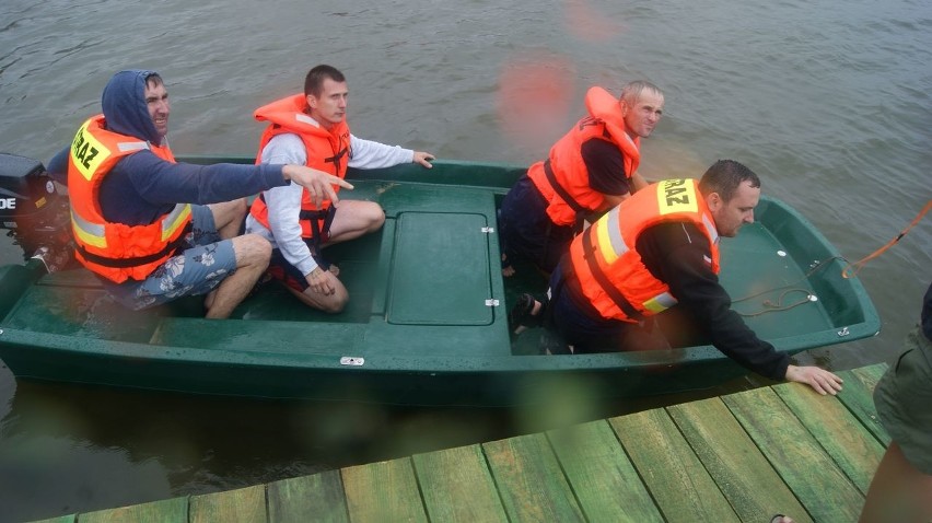 Mistrzostwa w szybkim ratowaniu na wodzie na zalewie w Chańczy. Na stracie stanęło 47 drużyn [ZDJĘCIA]