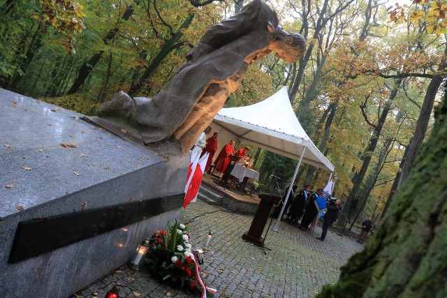 22 października 2017 roku odbędą się obchody 78. rocznicy  pierwszych straceń na Barbarce.Zobacz też:Wspólnie o konstytucji w Toruniu