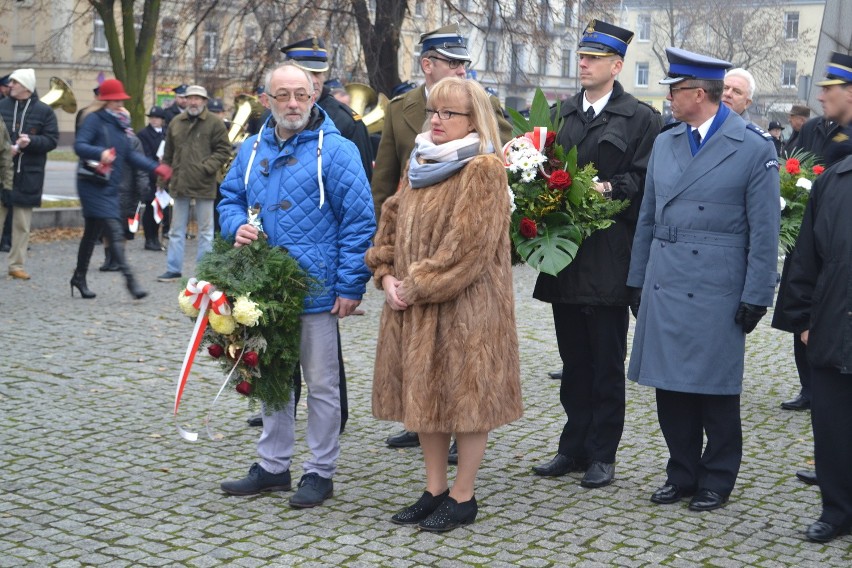 Święto Niepodległości w Częstochowie. Msza święta w Archikatedrze i marsz aleją NMP [ZDJĘCIA]