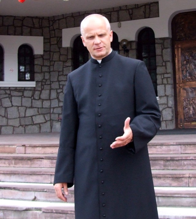 - Zaobserwowaliśmy, że najczęściej zgłaszają się młodzi ludzie z parafii, w których kapłani są bardzo zaangażowani w pracę duszpasterską &#8211; mówi ksiądz Jarosław Wojtkun, rektor radomskiego seminarium.