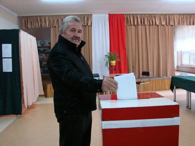 Jan Bartula głosował za odwołaniem rady miejskiej i burmistrz Teresy Jankowskiej
