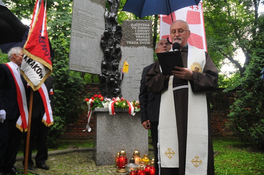 Obchody rocznicy rzezi wołyńskiej. Nie milczeć, ale przebaczyć [ZDJĘCIA]