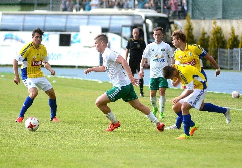 Radomiak Radom pokonał u siebie Olimpię Elbląg 4:0.