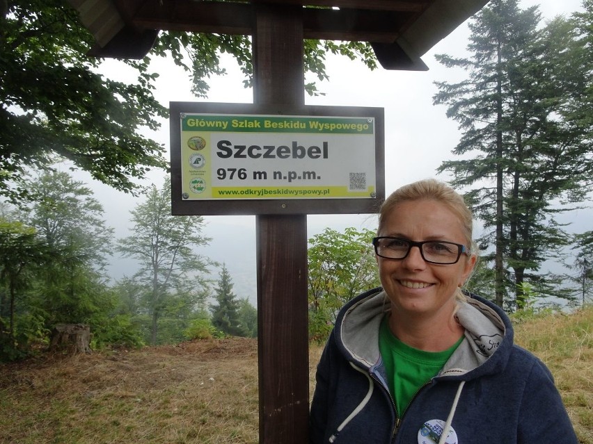 Odkryj Beskid Wyspowy. Kamienne „szczeble” poprowadzą nas na Szczebel