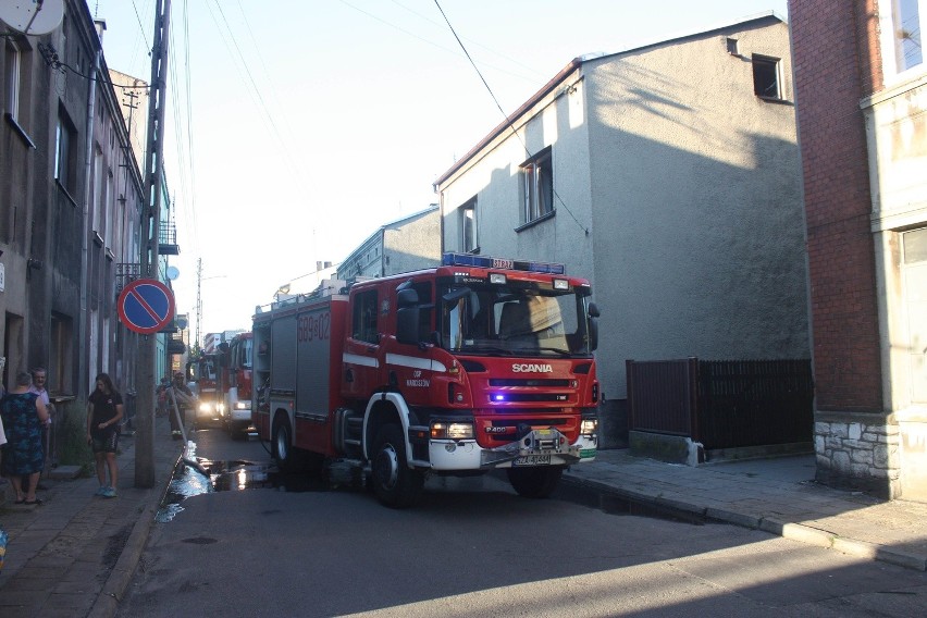 Pożar w Zawierciu: Paliło się w domu przy ulicy Limanowskiego [ZDJĘCIA]