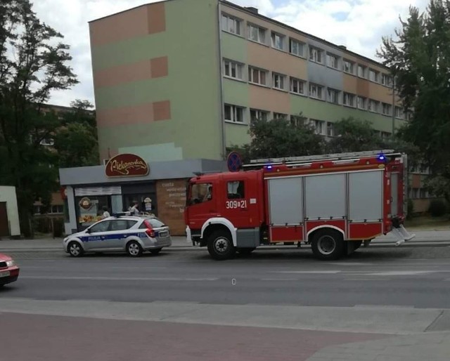 Na miejsce przyjechali strażacy i policjanci