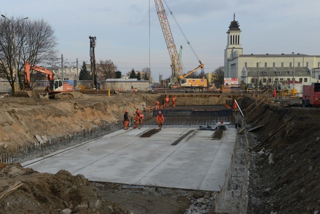 Tunel na Dębcu opóźniony. Kolej zmienia wykonawcę