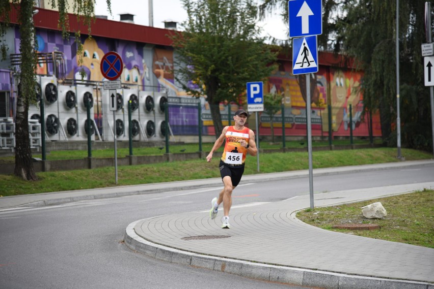 Jarosławskie Święto Biegowe 2022. Miłośnicy sportu w swoim żywiole! [ZDJĘCIA, WIDEO] 