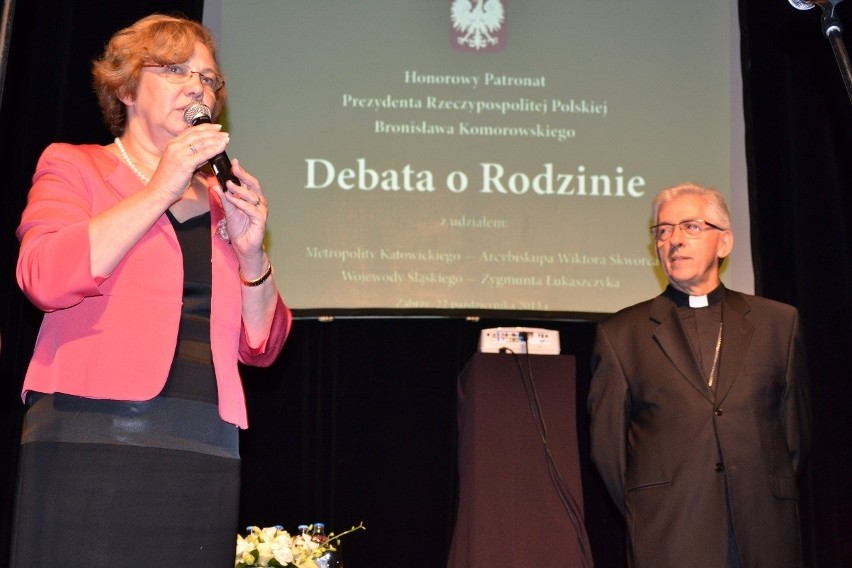 Debata o Rodzinie w Zabrzu. Abp Skworc:  Państwo musi dać młodym ludziom poczucie pewności [ZDJĘCIA]