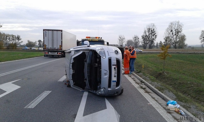 Około godz. 14 na obwodnicy Grodkowa zderzył się volkswagen...