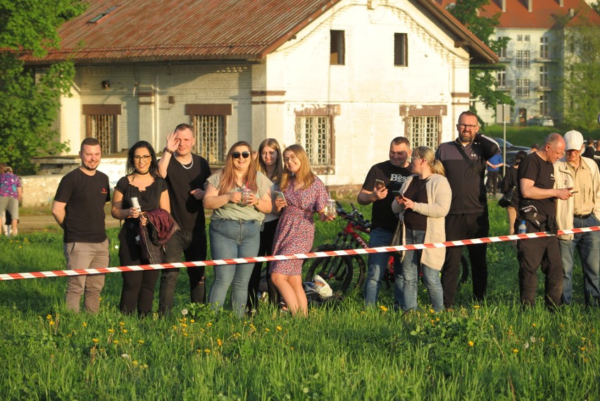 Pierwszy etap zawodów rozegrano na terenie byłej FSD. W...