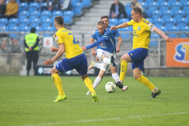 W ostatnim meczu Ruchu z Lechem Kolejorz wygrał w Poznaniu 3:0